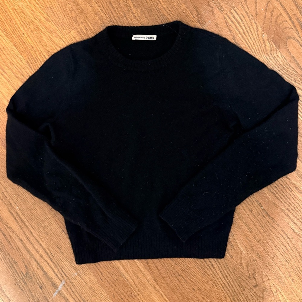 Reformation Cashmere Sweater